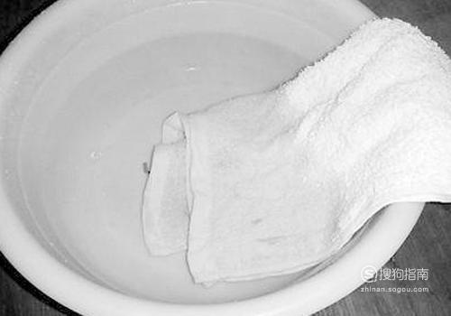 毛巾用久了滑滑臭臭的怎么办？